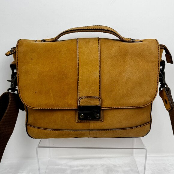 Vtg Fossil Soft Tan Suede Leather Crossbody Messenger Bag Laptop  Adjustable str - Picture 2 of 16